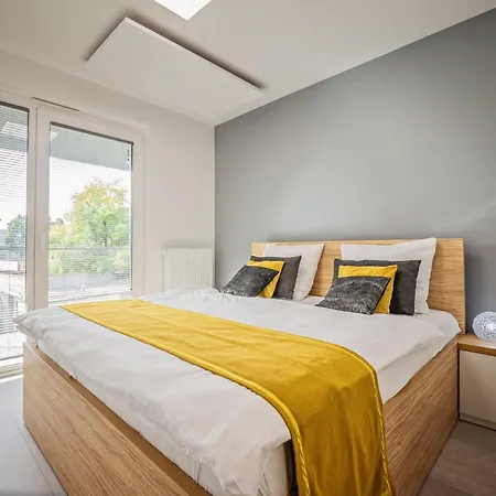 Apartamenty Homely Place Serce Poznania - Stary Rynek - Parking Exterior photo