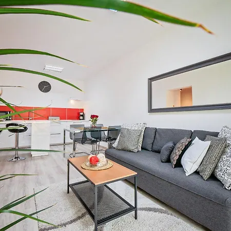 Apartamenty Homely Place Serce Poznania - Stary Rynek - Parking Exterior photo