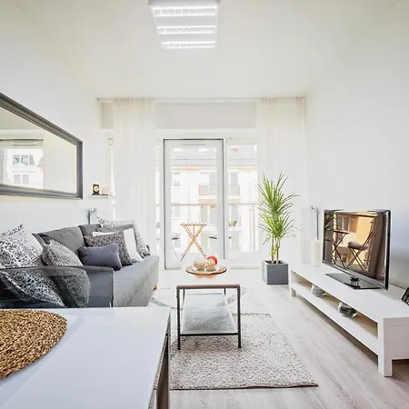 Apartamenty Homely Place Serce Poznania - Stary Rynek - Parking Exterior photo