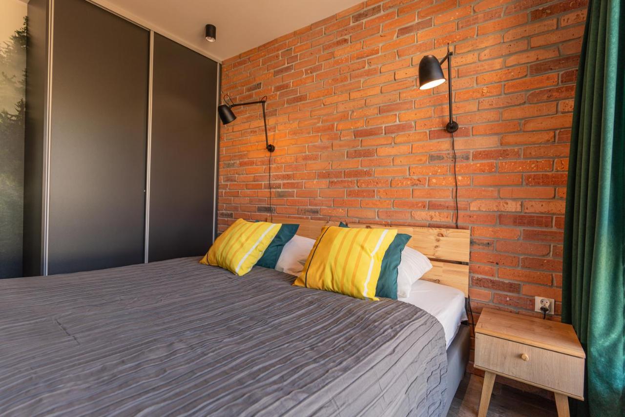 Homely Place Serce Poznania - Stary Rynek - Parking Apartment Poznan
