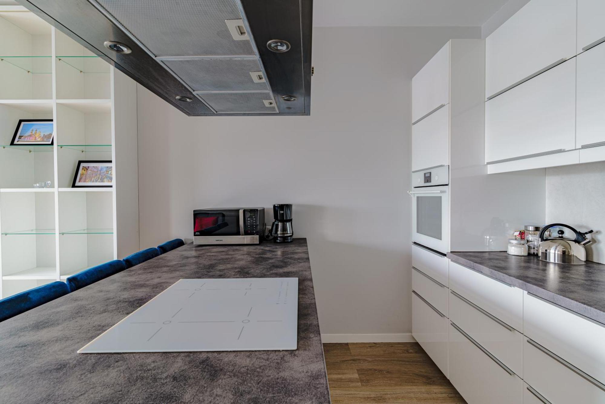 Homely Place Serce Poznania - Stary Rynek - Parking Apartment